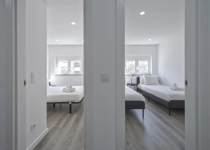 Olivais Modern By Homing Apartment *