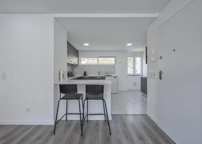 Apartment Olivais Modern By Homing *